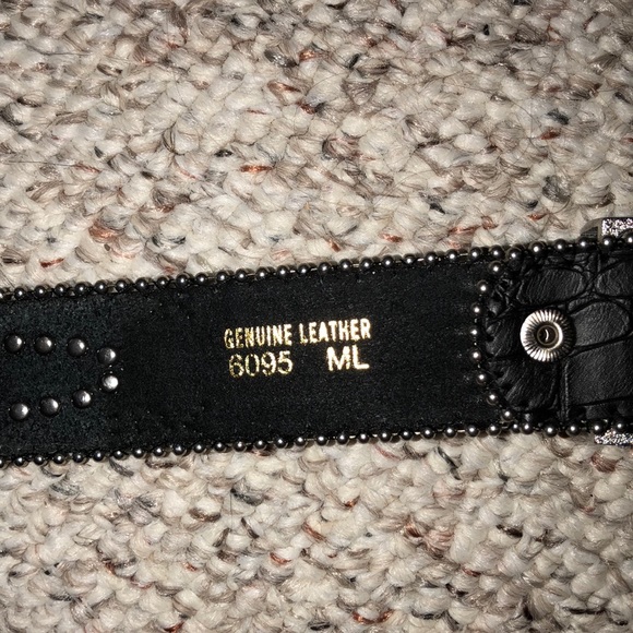 Two western belts !! - Picture 4 of 8